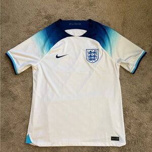 Nike White and Blue Jersey with Gradient Design